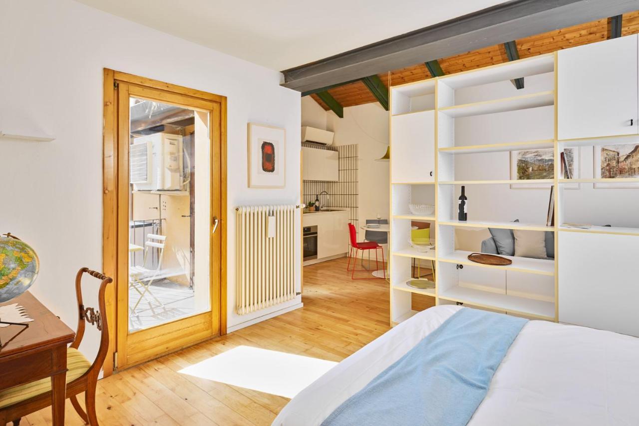 Italian Design Small Attic Bologna Buitenkant foto