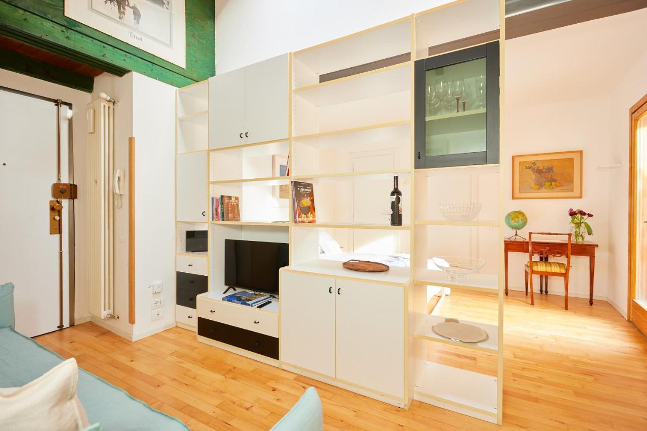 Italian Design Small Attic Bologna Buitenkant foto