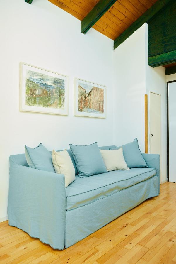 Italian Design Small Attic Bologna Buitenkant foto